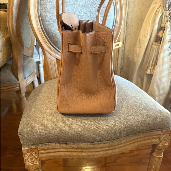 Mauve Leather Handbag - Picture 5 of 7